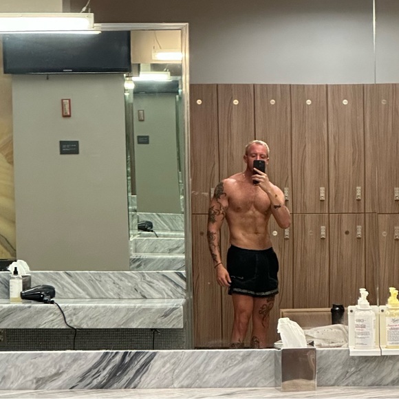 Meet your Posher, Collin - Picture 8 of 9